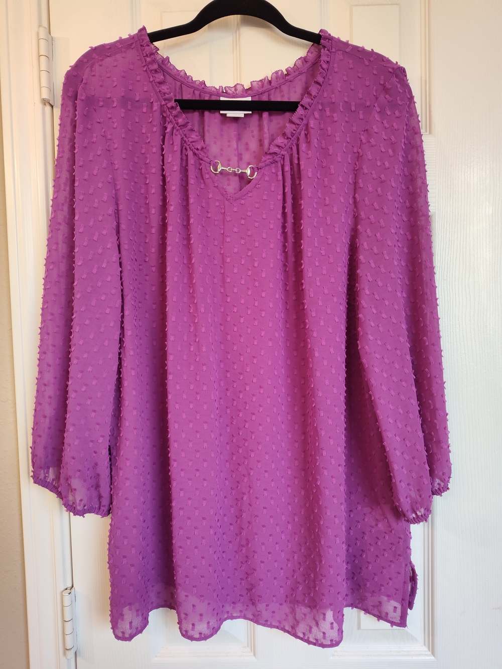 Women’s Textured V-Neck Blouse - Purple